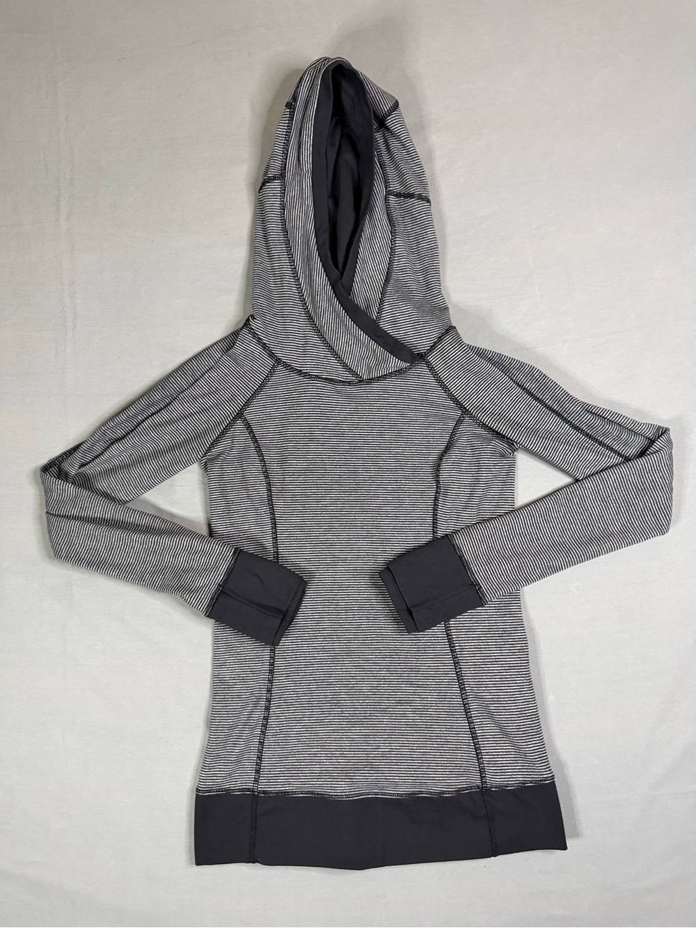 Lululemon Think Fast Hoodie Heathered Herringbone Black Grey Size 4